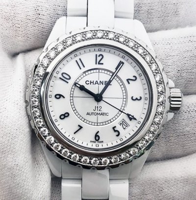 กรอบเพชร CHANEL J12 38mm เพชรขนาดกลาง
