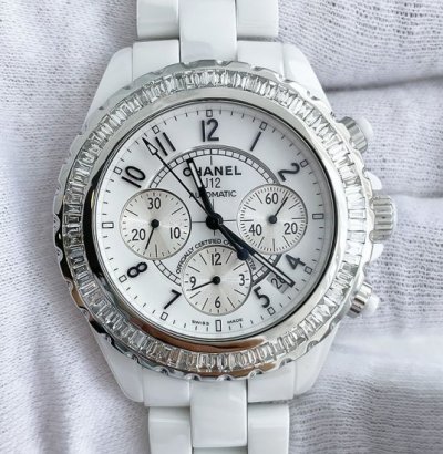 กรอบเพชร CHANEL J12 Chronograph 41mm Baguette Diamonds