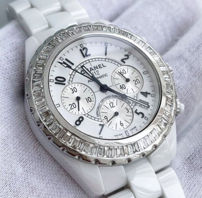 กรอบเพชร CHANEL J12 Chronograph 41mm Baguette Diamonds