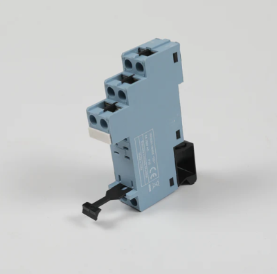 Relay socket 2 changeover cont. 8 pin, 6 A DIN rail mounting pannel mounting screw terminal