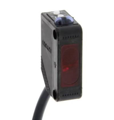 E3Z-D61(2M)  "Omron" Photo Sensor /OR E3Z-D61