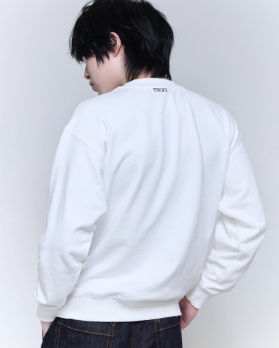 TFF - Sweater Spotlight - White