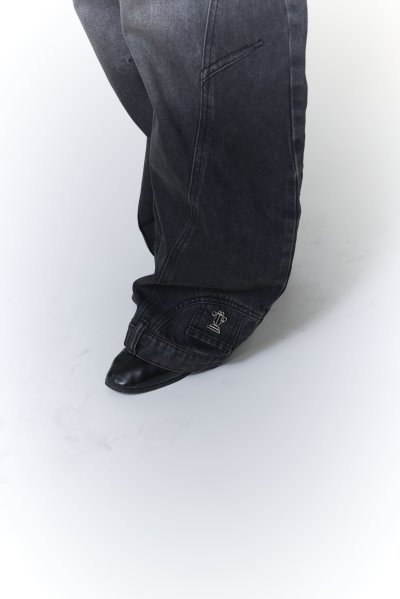 [Limited] TFF - Bagy Flip Jeans - Fade Gray