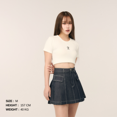 TROFI Walkway Denim Skirt ( Available until out of stock ***จนกว่าสินค้าจะหมด*** )