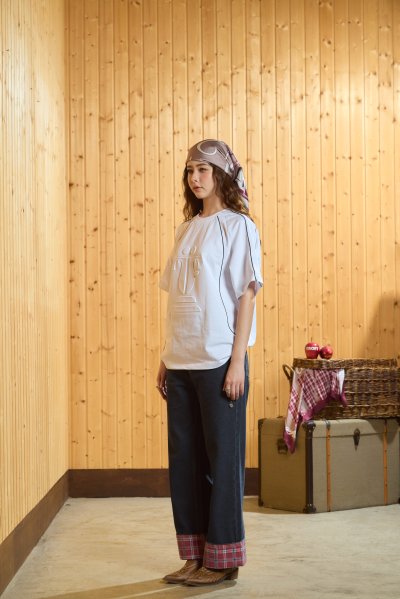 Summer2026 - Tee - Logo Embossing - White