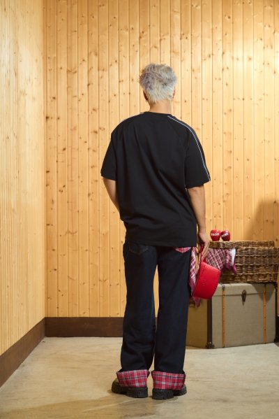 Summer2026 - Tee - Logo Embossing - Black