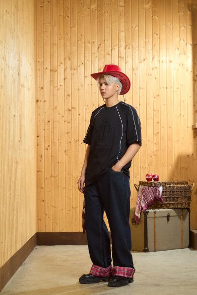 Summer2026 - Tee - Logo Embossing - Black