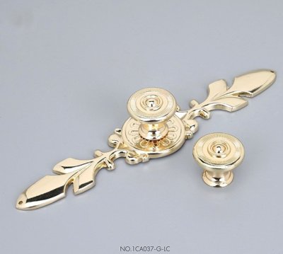 FutureTech เซ็ทมือจับ, ปุ่มจับ วินเทจ สีทอง