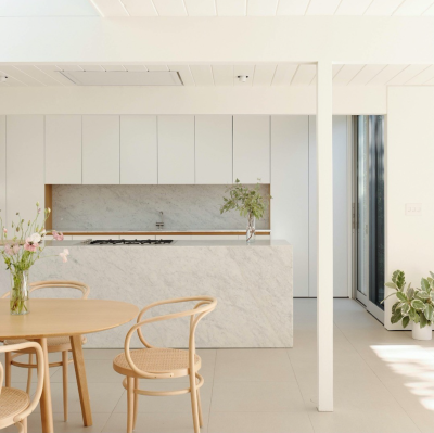 HGP 5585 Victoria White