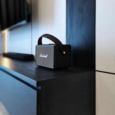 TP6-3860 S Jet Black Wood