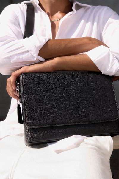 AGENTLE Boxcase Messenger Bag