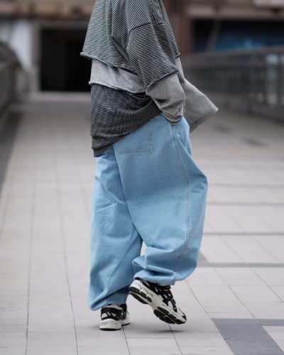 WIDE BALLOON JEANS BCKMN STUDIO WIDE BALLOON JEANS BCKMN STUDIO