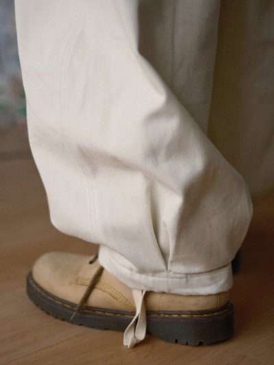 WIDE PLEAT BALLOON PANTS (Fabric from Japan)
