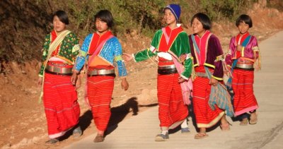 Doi Tung Royal Villa & Doi Mae Salong + Hill Tribe Village