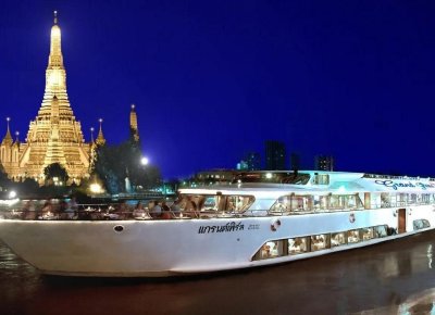 Grand Pearl Dinner Cruise