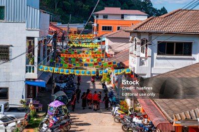 Doi Tung Royal Villa & Doi Mae Salong + Hill Tribe Village