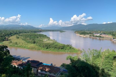 Golden Triangle & Mae Sai Border + Doi Tung Royal Villa