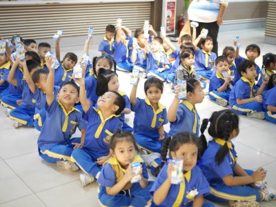 ทัศนศึกษา รร.วรารัตน์ศึกษา 23 มค.62