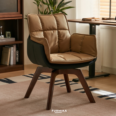 Brunn Swivel Chair