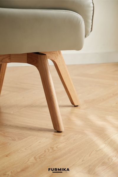 Mira Swivel Chair