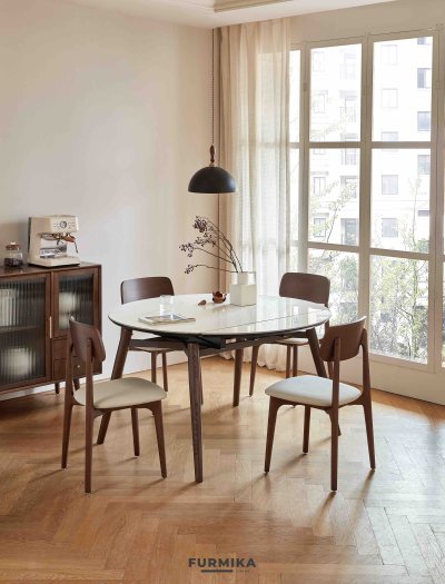 Molly Extendable Round Dining Table