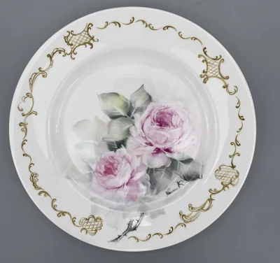 Roses- round plates (9.5")
