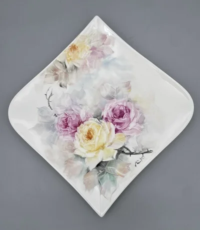 Luxury Set of Plate and Mugs (Yellow and Pink Roses)