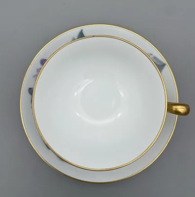 Hydrangea  Gold Rimmed Coffee Cup