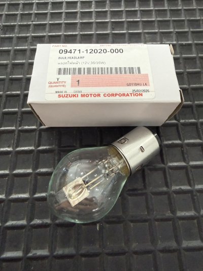 หลอดไฟหน้า GD110 (SU) แท้ 12V35W [09471-12020-000]