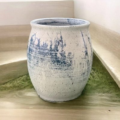 Flowerpot กระถางดินเผาทรงตรงเล็กปากบาน ขนาด 20 x 24 cm.