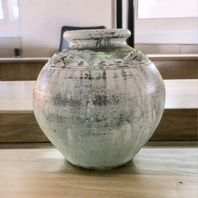 Vase แจกันดินเผาทรงแป้นเรียบปากเล็กบาน มีหู 4 หู ขนาด 24 x 24 cm.