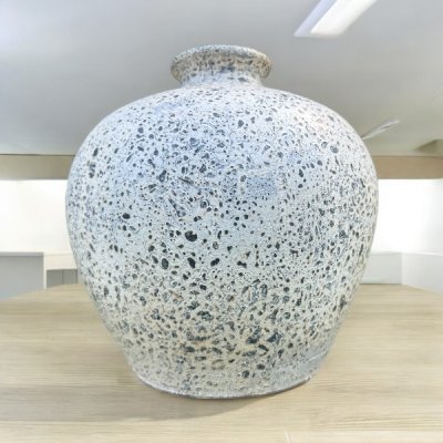 Vaseแจกันดินเผาทรงกลมปากเล็ก ขนาด 27 x 27 cm.