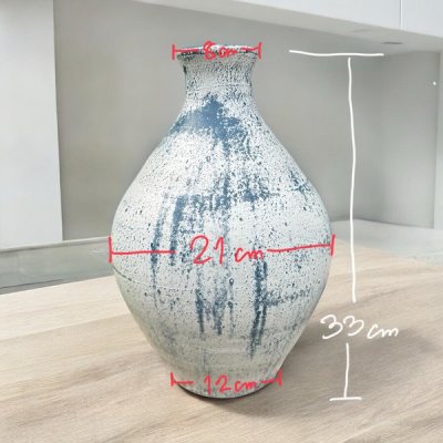 Vase แจกันดินเผาทรงคอยาวปากเล็ก ขนาด 22 x 33 cm.
