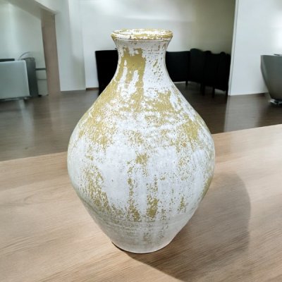 Vase แจกันดินเผาทรงคอยาวปากเล็ก ขนาด 22 x 33 cm.