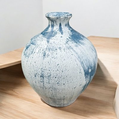Vase แจกันดินเผาทรงคอสั้นปากเล็ก ขนาด 24 x 29 cm.