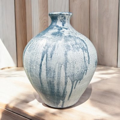 Vase แจกันดินเผาทรงคอสั้นปากเล็ก ขนาด 24 x 29 cm.