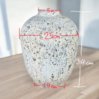 Vase แจกันดินเผาทรงตรงปากตัดเล็ก สีขาวเก่า ขนาด 25 x 34 cm.