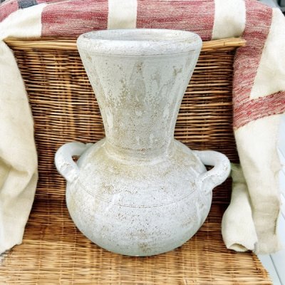 Vaseแจกันดินเผาทรงปากแตร วินเทจสไตล์ มีหู 2 หู ขนาด 16 x 21 cm.