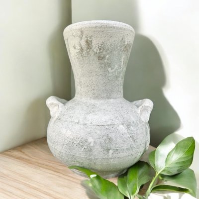 Vaseแจกันดินเผาทรงปากแตร วินเทจสไตล์ มีหู 2 หู ขนาด 16 x 21 cm.