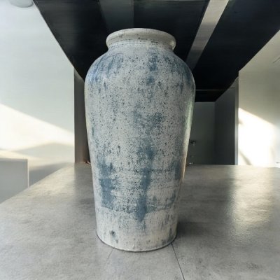 Vaseแจกันดินเผาทรงไหเรียบสูง สีวินเทจ สไตล์ ขนาด 13 x 33 cm.