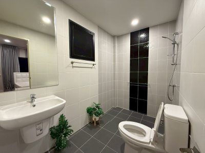 ปล่อยเช่าบ้านเดี่ยว สภาพดี ตกแต่งทั้งหลัง ( 