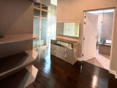 ปล่อยเช่าบ้าน แกรนด์บางกอก บูเลอวาร์ด – กรุงเทพกรีฑา (Grand Bangkok Boulevard - Krungthep Kritha)