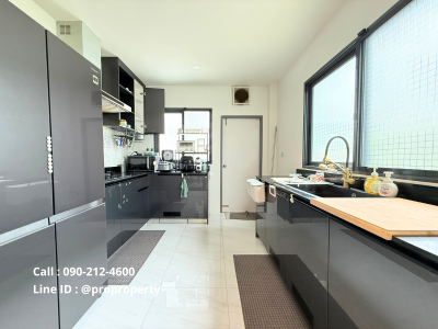 For rent single house. The City Sukhumvit - On Nut 1 is a premium single-family home.