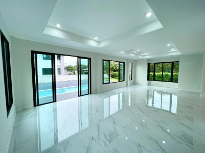 ณุศาศิริ ซิตี้ พระราม 2 บ้านสวยพร้อมอยู่ สังคมดี ใกล้กรุงเทพฯ