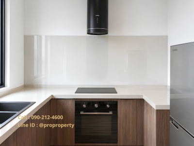 Luxury detached house for sale: Corner unit next to the clubhouse in a prime location—Bangkok Boulevard Sathorn-Pinklao 2.