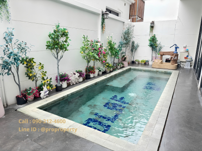 Ekamai Townhouse