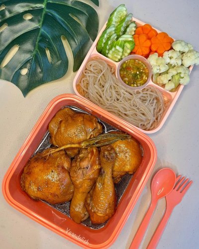 MOKI บุกเส้นผสมสาหร่าย