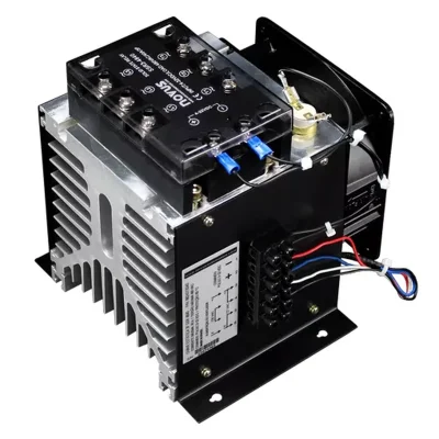 ชุดสวิตช์โซลิดสเตตพร้อมฮีตซิงก์และพัดลมรุ่น SSR Static Switch 40 to 300 Amperes