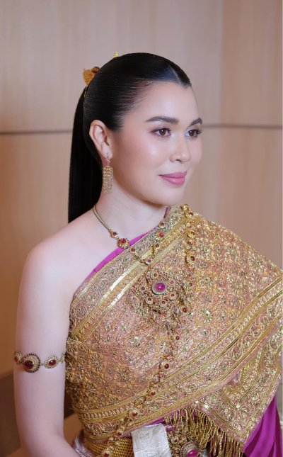 Deaw Makeup