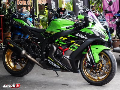 ZX10R GREEN COLOR